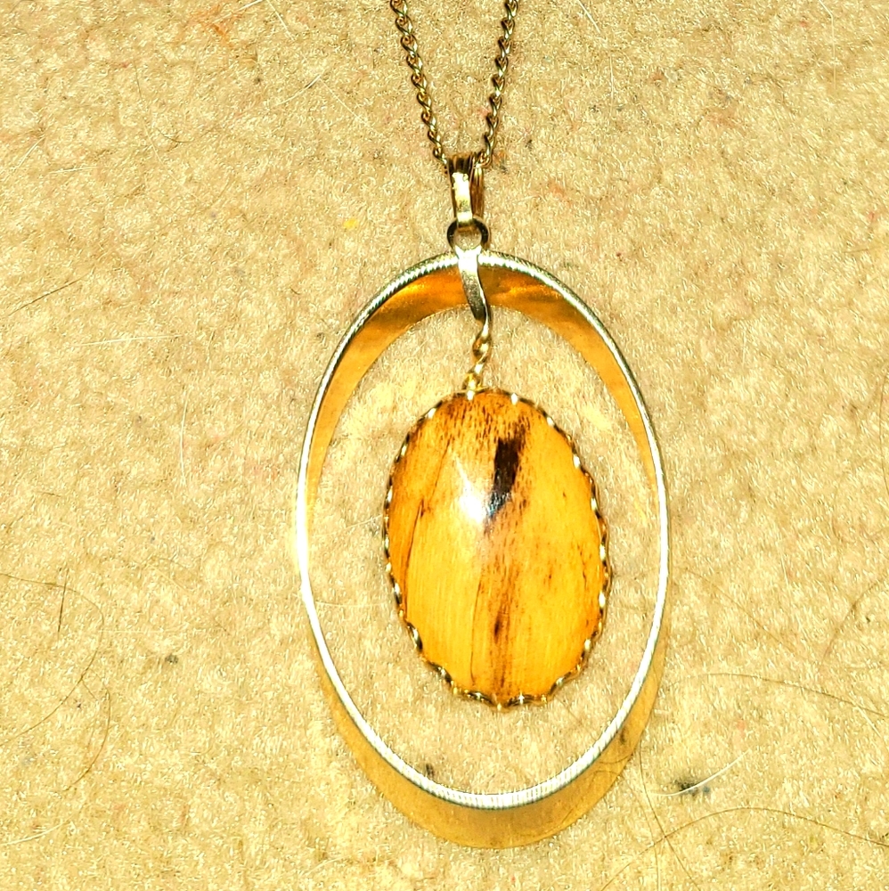 Amber And Gold necklace